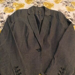 Suit jacket size LT
